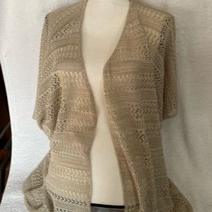 Woman’s coverup vest